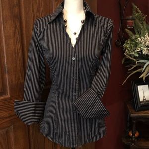 Express Studio Blk/Wht Cuffed Striped Button Down